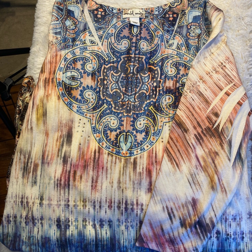 World Unity size medium shirt